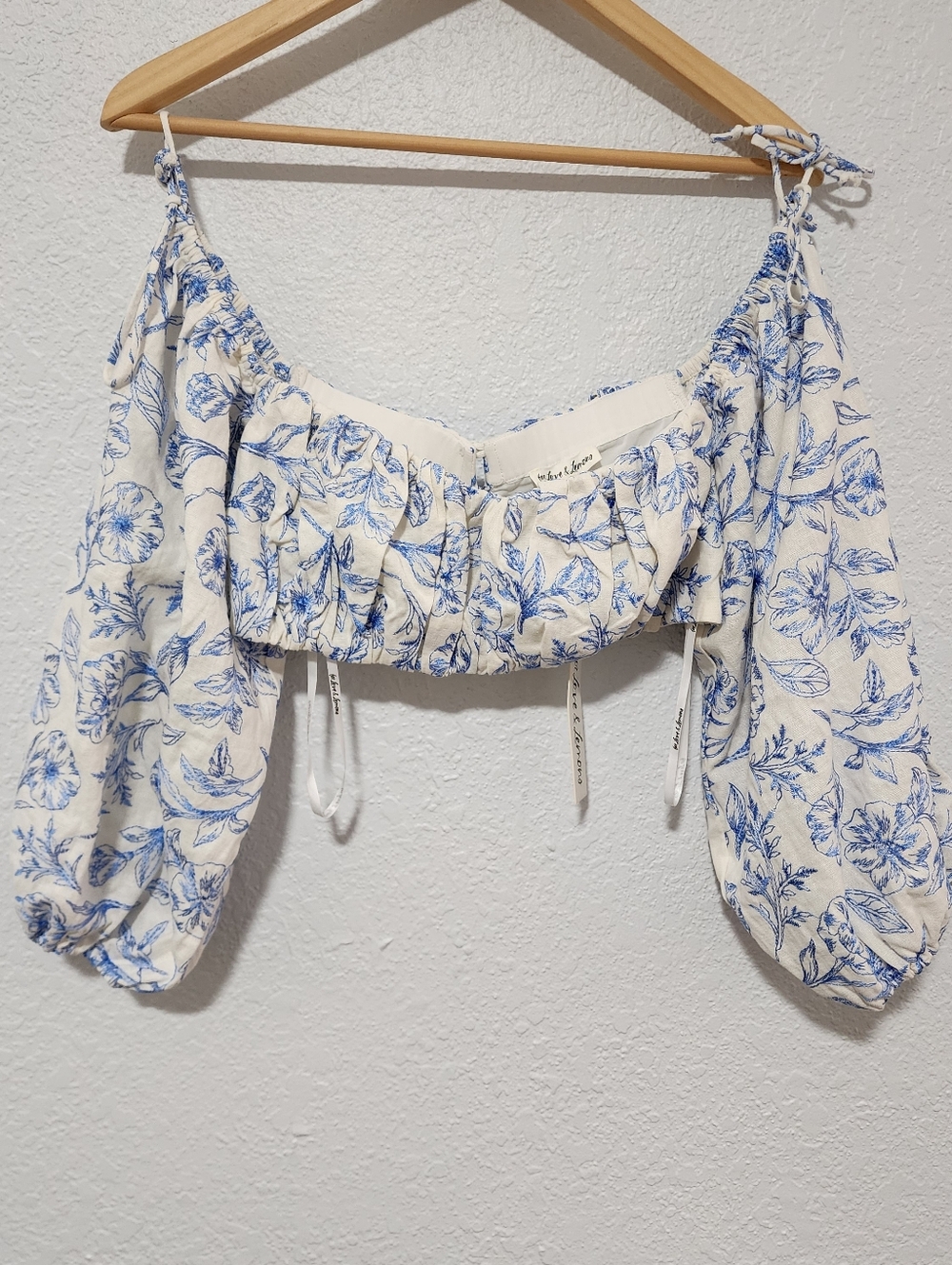 For Love & Lemons Maisie Crop Top Low Scoop Neckline Tie Shoulder Strap Medium